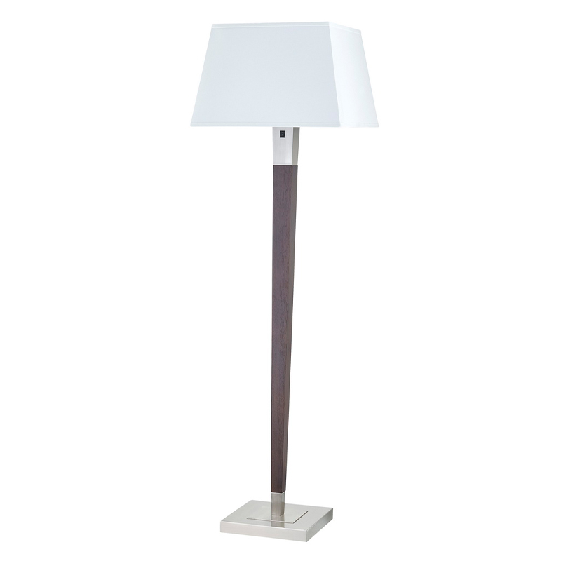 Homewood Suites Hotel Floor Lamp с четка никел и акцент на дърво на диван до стаята